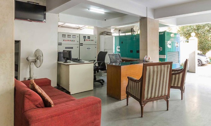 Dwarka Bed & Breakfast | Mehra Residency at the Airport