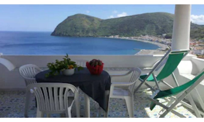 Canneto Apartment | Mela House in Canneto - Sea and Aeolian Islands View from Lipari