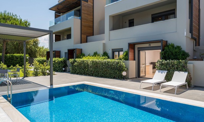 Agia Villa | Meliti Luxury Villa┃Luxury Maisonette with Seaview and Pool