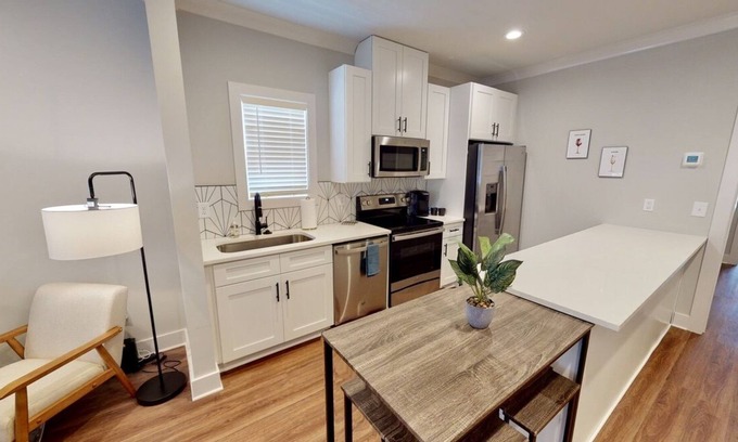 Melrose Apartment | Melrose Flats ★ Minutes from 12th South & Downtown Unit 202