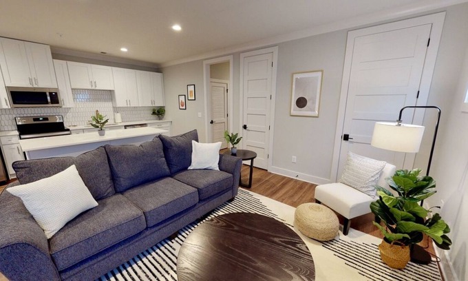 Melrose Apartment | Melrose Flats ★ Minutes from 12th South & Broadway Unit 201