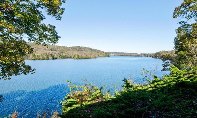 Ashley Oaks House | Melton Away - Knoxville/Oak Ridge