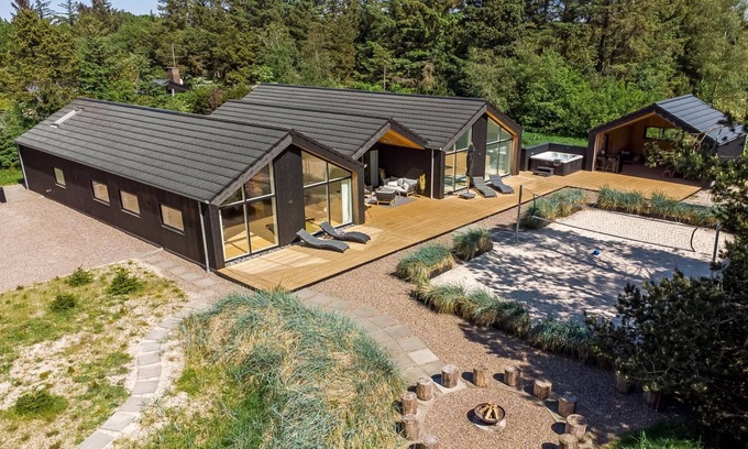Blavand House | "Menja" - 1.4km from the sea by Interhome