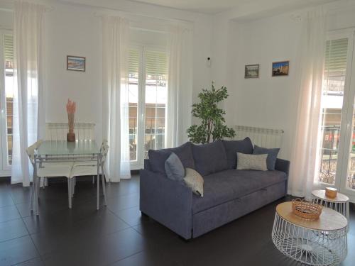 San Pablo Apartment | Mercado Central 93