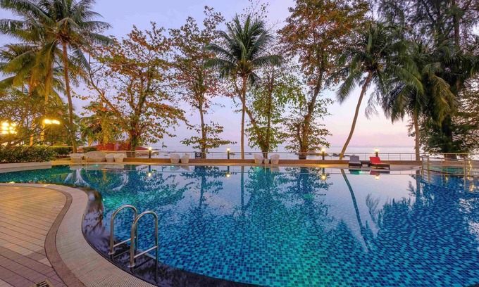 Tanjung Bungah Hotel | Mercure Penang Beach