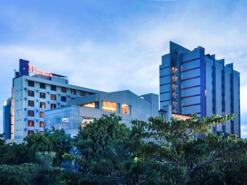 Surabaya Hotel | Mercure Surabaya Grand Mirama