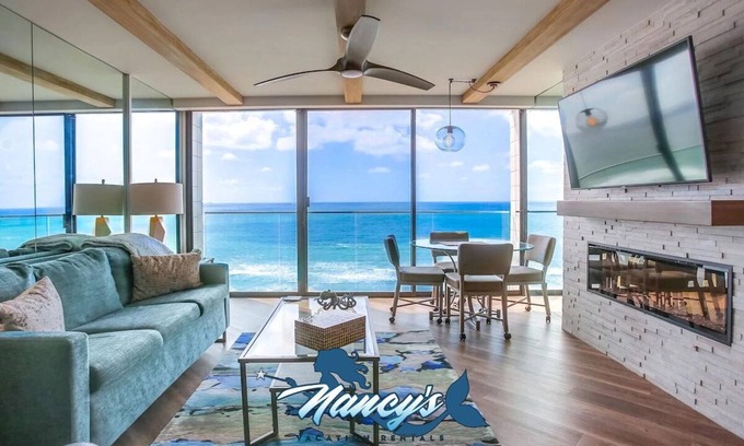 North Pacific Beach Condo | Mermaid Crossing: 9th fl oceanfront+pool+parking!