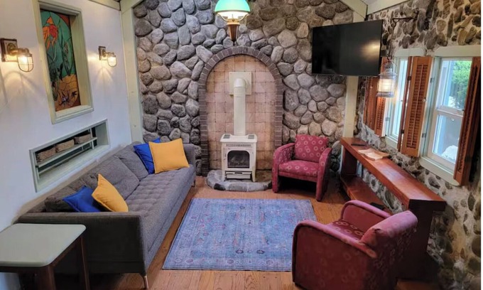 Eureka House | Mermaid's Manor