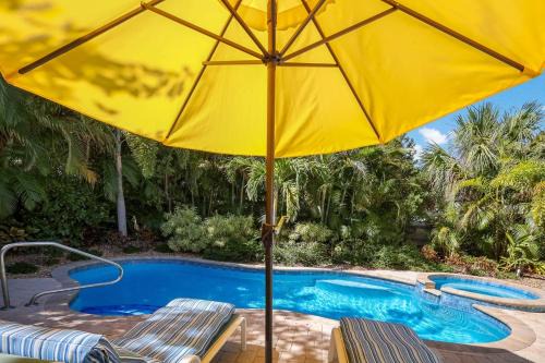 Anna Maria House | Mermaid's Treasure home
