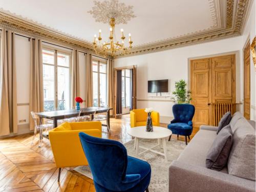 Madeleine Apartment | Merveil - Family Suite - Opera - Castellane