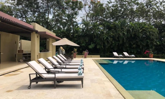 Anapoima Villa | Mesa de Yeguas Super Luxury Villa bring your Pet BBQ Gym XXL Pool