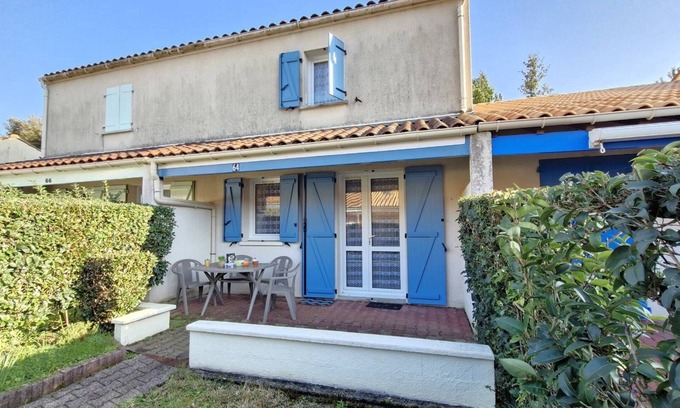 Meschers-sur-Gironde Apartment | Meschers sur Gironde - SMALL VILLA for a FAMILY STAY in a RESIDENCE