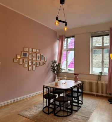 Mitte Apartment | Messe Apartment, In City Center and Near Messe, High Speed Internet