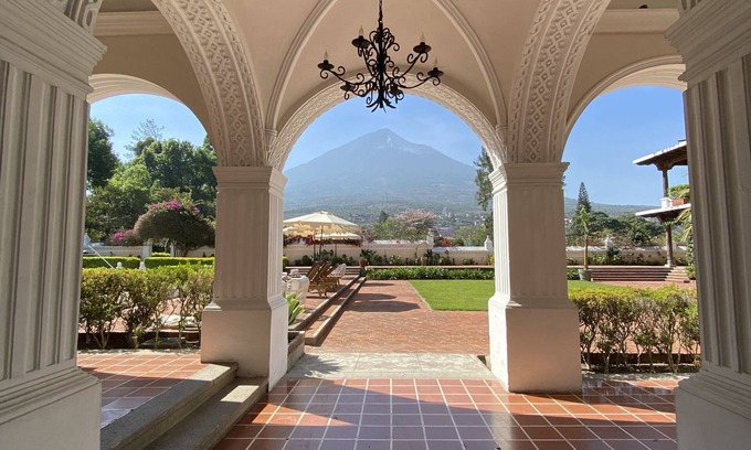 Ciudad Vieja Hotel | Mestizo Cortijo