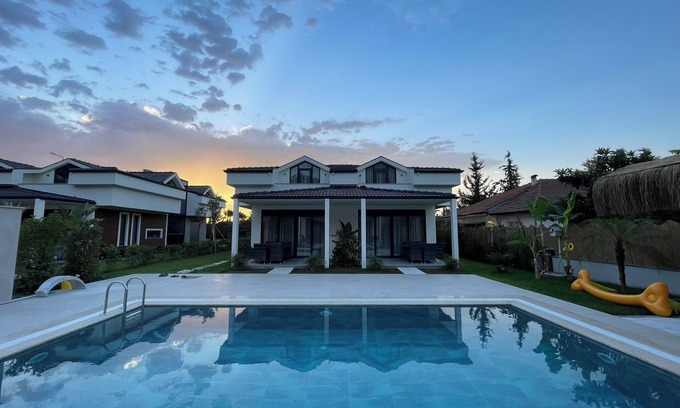 Kemer Villa | Meta Homes Kemer. Place for your mind. Place for your family.