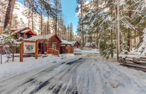 Camp Sherman House | Metolius Cabin 5