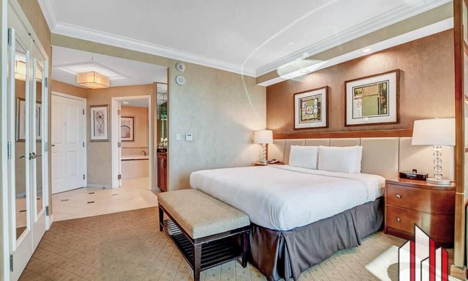 Las Vegas Condo | MGM Signature-11-604 Jacuzzi Studio