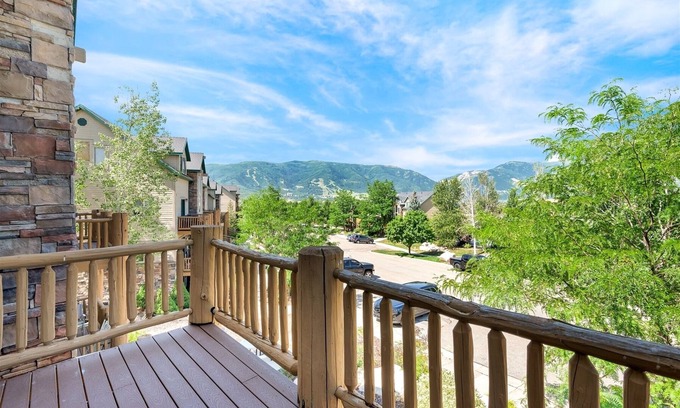 Wolf Creek Condo | MH 602 | Year-Round Escape in Eden, UT!