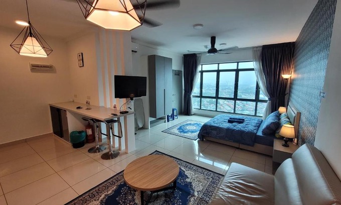 Bangi Sentral House | MHA 26 EVO SUITE SOHO BANDAR BARU BANGI FREE NETFLIX N WIFI