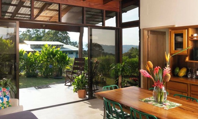 Bijagua Bed & Breakfast | Mi casa es su casa B&B