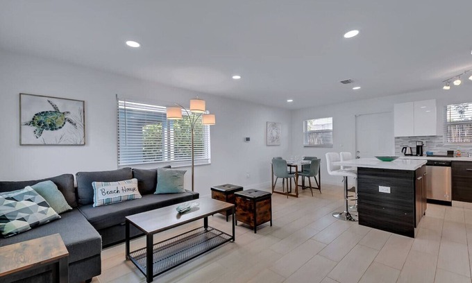Buena Vista Apartment | MIA(YOH) - 115 NE 53rd St (2B)