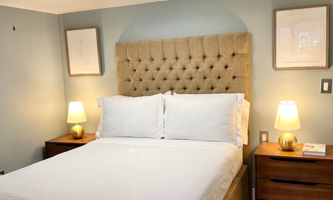 North Miami House | Miami Beach HomeStay