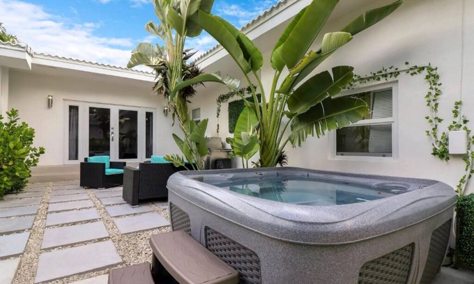 Seybold House | Miami Dream House