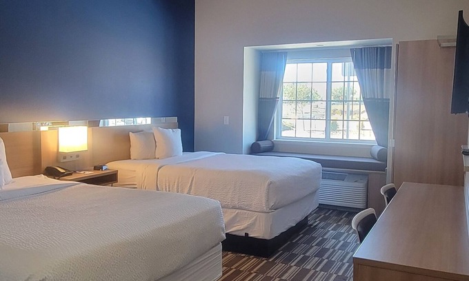 Fountain Hotel | Microtel Inn & Suites by Wyndham Fountain/Fort Carson