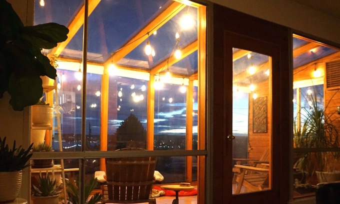 Bremerton House | Mid-Century Manette Charmer, 2 bd, 2 bath w/view