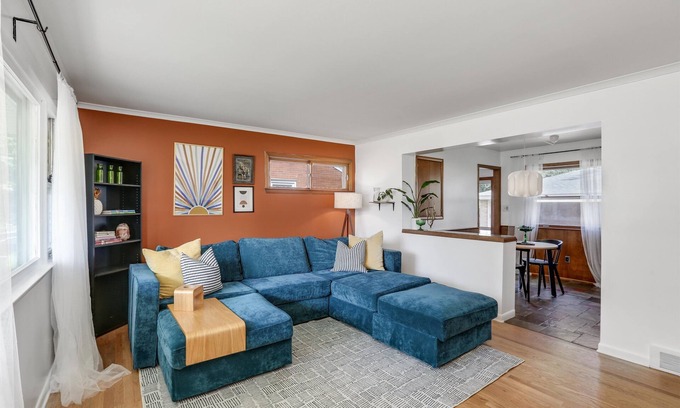 Madison Heights House | Mid Century Modern at Lincoln