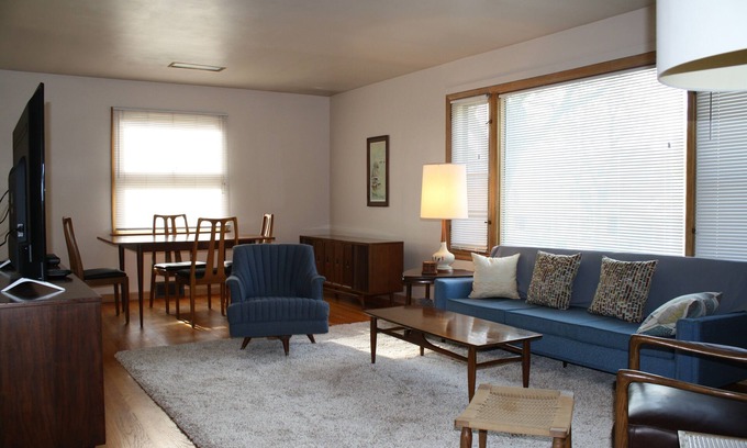 Riverwest Apartment | Mid-Century Upper in Riverwest