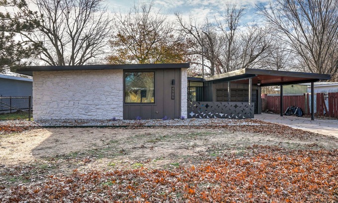Tulsa House | Mid town tulsa Loveshack! Conveniently located near downtown, tulsa fairgrounds