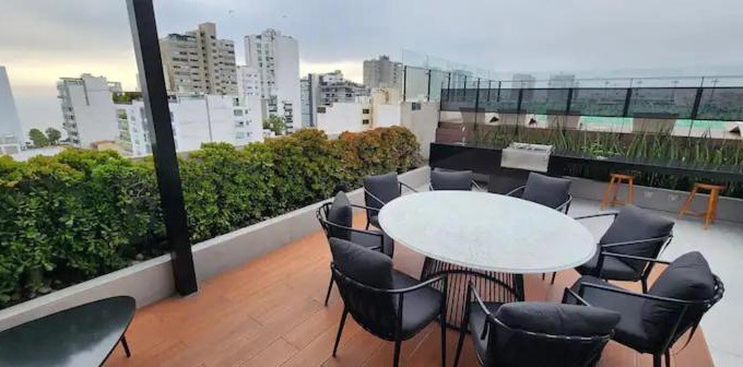 Santa Cruz Apartment | Mid320 C104
