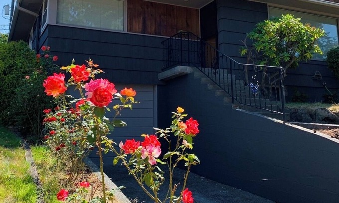 South Tacoma House | Midcentury charm in Fircrest