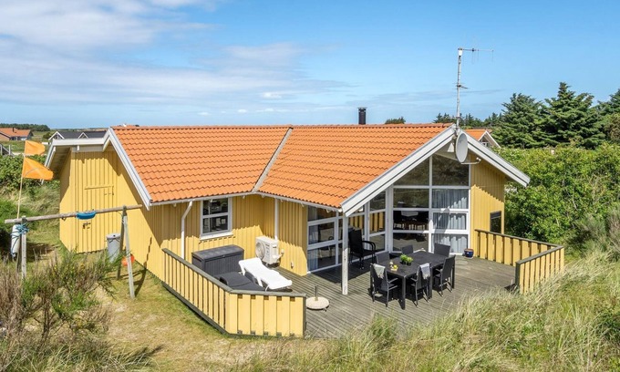 Haurvig House | "Midja" - 800m from the sea by Interhome