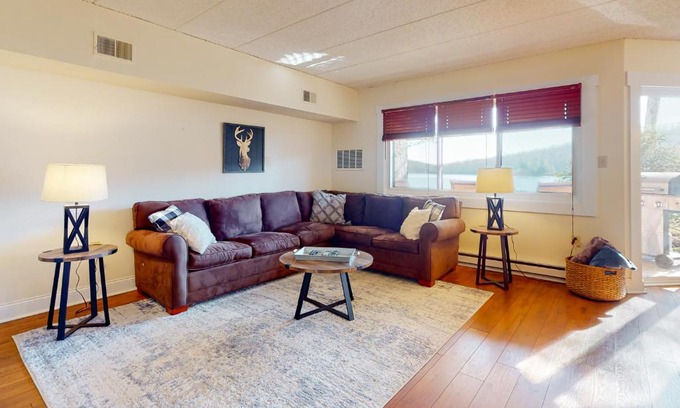 Lake Harmony Apartment | Midlake Memories
