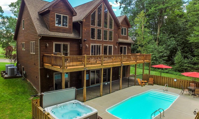 Waterfront Greens House | Midnight Dip | Private Pool + Hot Tub + Pet-Friendly!