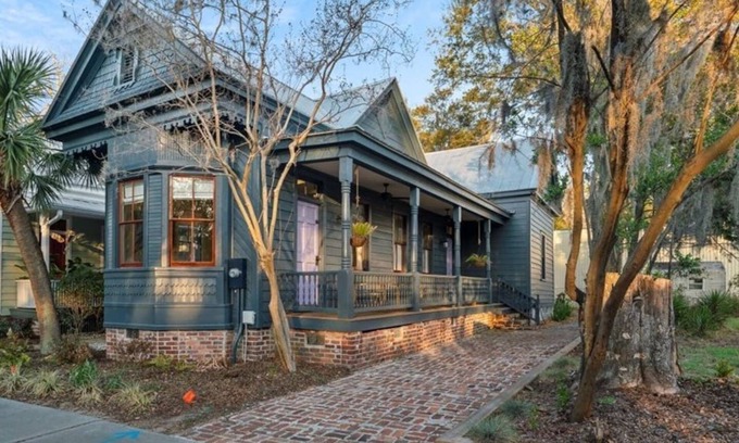 Northwest Quadrant House | Midnight Moon Retreat