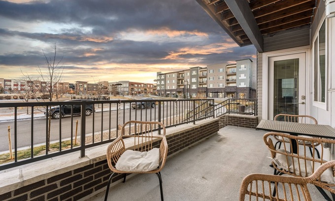 Littleton Condo | Midterm Luxury: 3BR, King Suite, Garage, SmartTV's