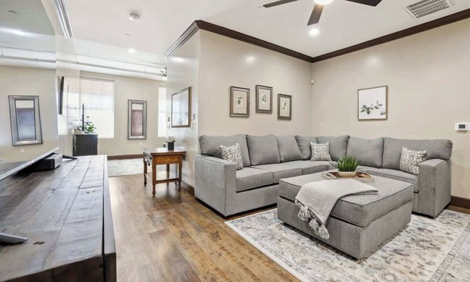 Visalia Apartment | Midtown Loft 301 on Main St DT Visalia