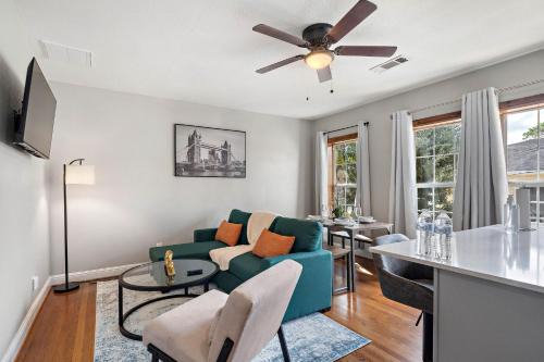 MacGregor Apartment | Midtown, Med Center, Dt Home Games Patio Bbq