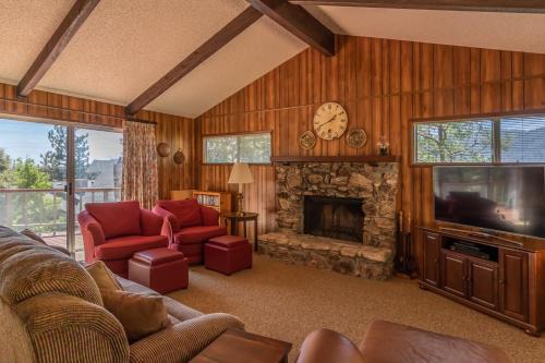 Bass Lake House | Miglin Lakeview