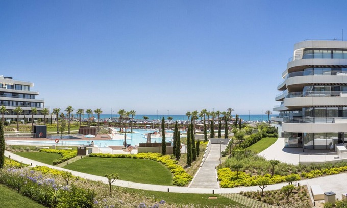 Torremolinos Apartment | Mila | Apartment with pool in Torremolinos