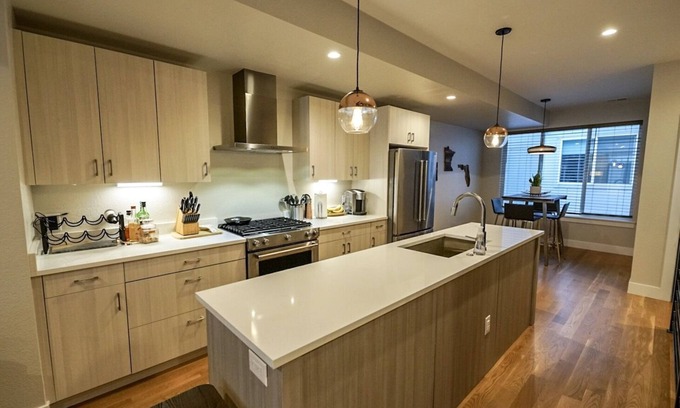 West Colfax Condo | Mile High Overlook - Amazing City Views