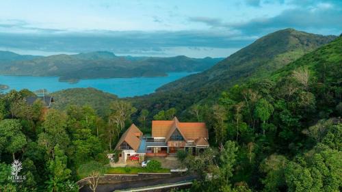 Udumbanchola House | Milele Retreat -near vagamon, Thekkady,munnar