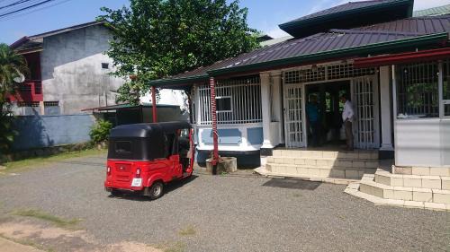 Alawwa Hotel | Mill Hill Alawwa
