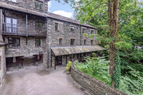 Ambleside House | Mill Top