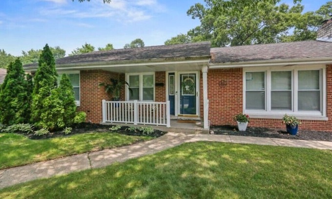 Miller Beach House | Miller Beach Blue Door By The Shore #3n