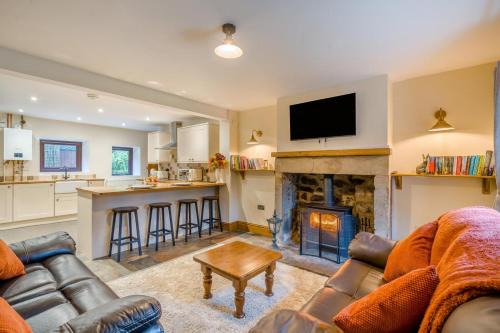Knott End-on-Sea House | Millers Cottage - Oakenclough