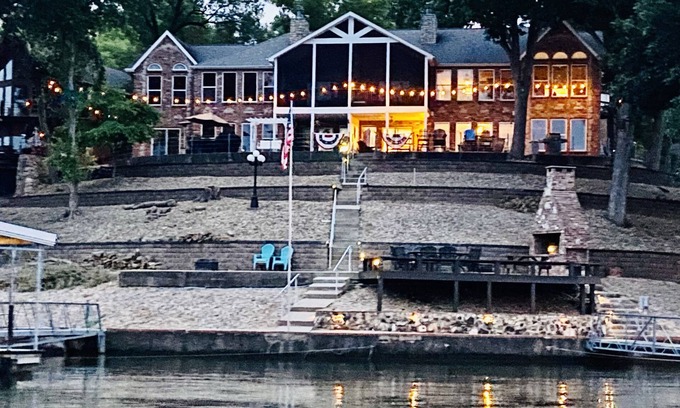 Lake of the Ozarks House | MILLION DOLLAR VIEW! 4 Bedrooms all with Private Bathroom, Great Dock 16X36 Slip